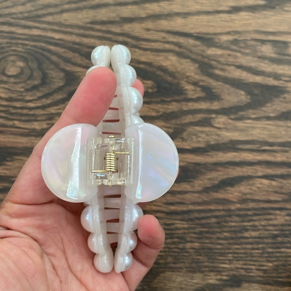 NEW bundle of 2 tortoise shell claw hair clips - Picture 7 of 10